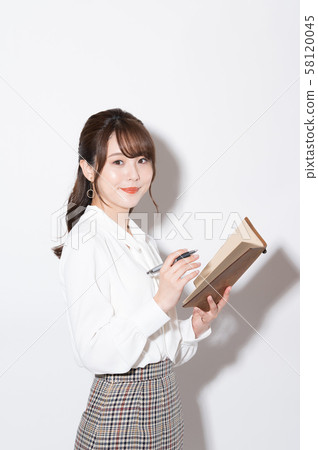 女性肖像 58120045