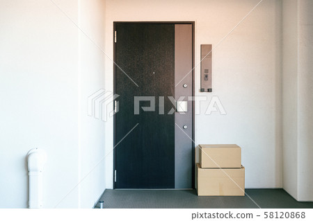 Luggage Luggage House Entrance 58120868