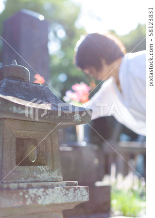 Grave visit image 58123831