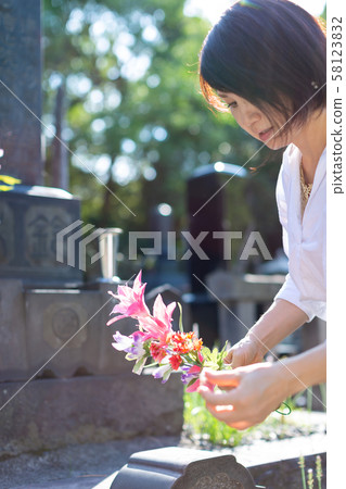 Grave visit image 58123832