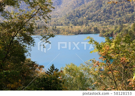 初秋的奧科坦佩湖 初秋的奧科坦佩湖 58128153