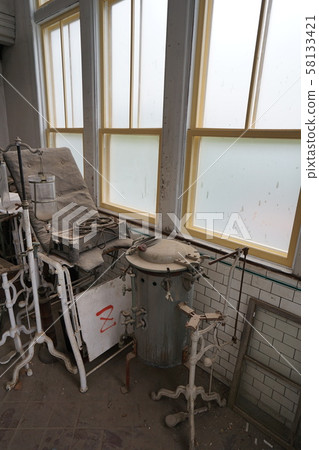 Ruined Z Hospital Clinic Inside 58133421