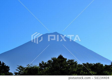 從富士宮市看富士 從富士宮市看富士 58134404