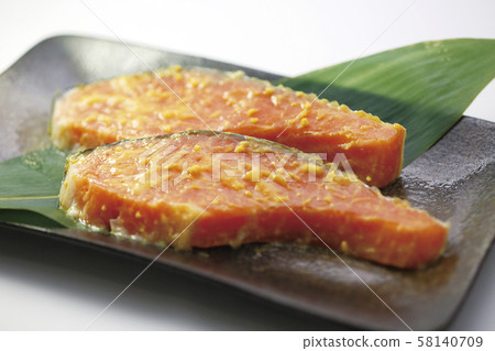 三文魚西京泡菜06 58140709