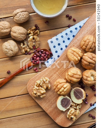 亞洲食物核桃糖果 58141940