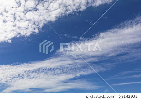 Cloud 58142932