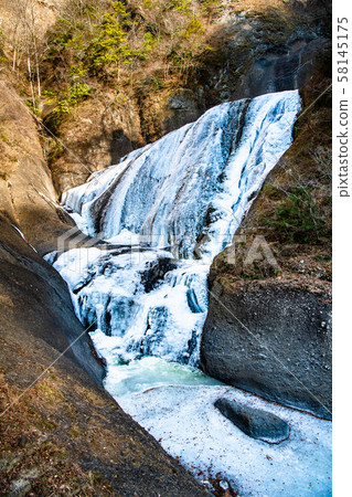 Ibaraki Fukuroda Falls Icefall seen from the hiking course Ibaraki Fukuroda Falls Icefall seen from the hiking course 58145175