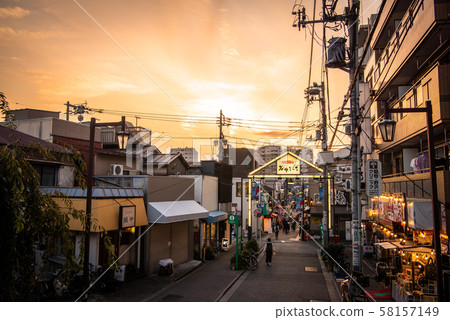 柳中銀座購物街日落日落 柳中銀座購物街日落日落 58157149
