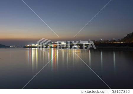 善載橋 58157833