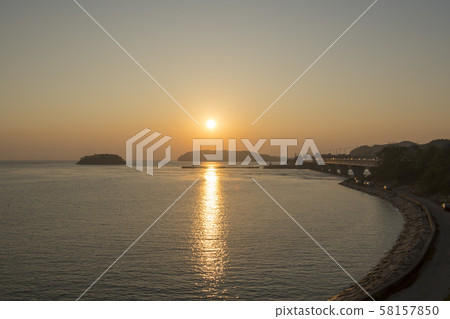 Seonjae Bridge 58157850