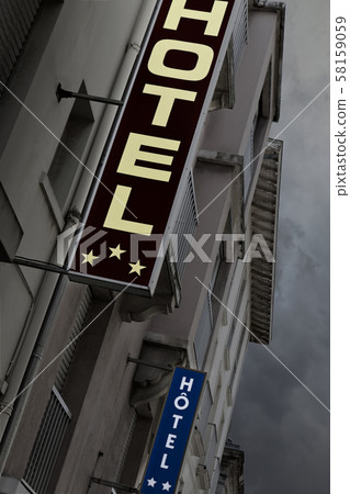 Two and three stars hotels 58159059