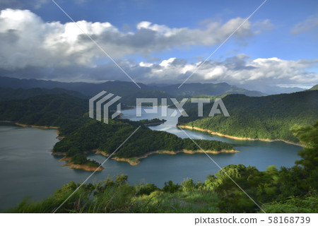 山形雕塑雕像，魚形水盆，鯛魚島。 58168739