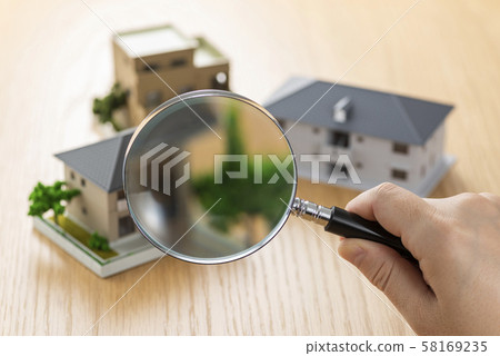 House model loupe hand House model loupe hand 58169235