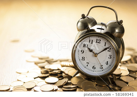 Money watch 58169341