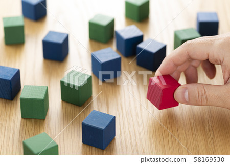 Dissimilar colors Dissimilar colors 58169530