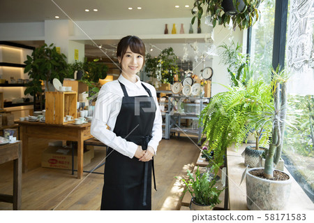 職員工作人員 58171583