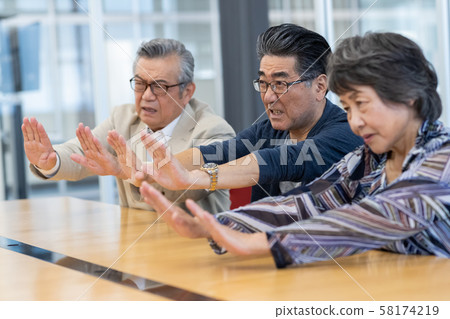 refusal, senior, person 58174219