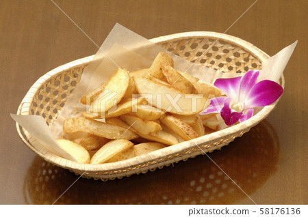 French fries   58176136