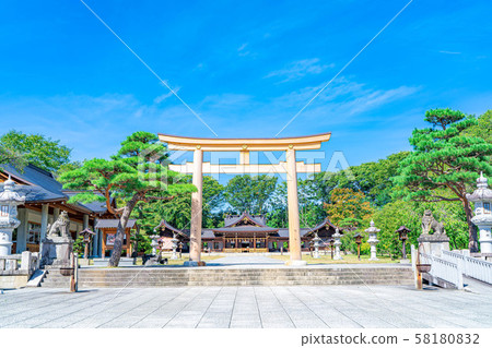 Nagano Gokoku Shrine [Nagano Prefecture] 58180832