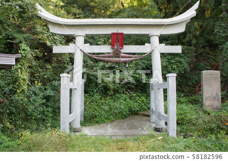 The torii of Dai-Ou Shrine, Hirosaki suburb in autumn 58182596