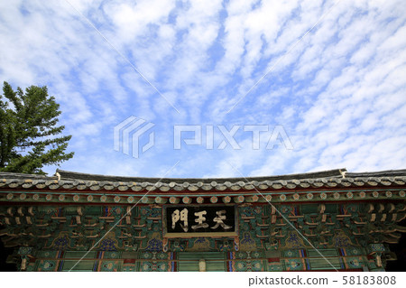 Gyeongju Bulguksa Temple, Cheongun Bridge, Baiyun Bridge Gyeongju Bulguksa Temple, Cheongun Bridge, Baiyun Bridge 58183808