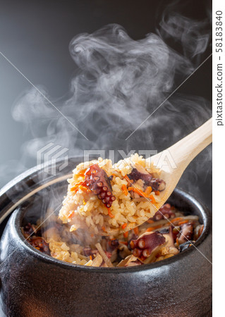 炸玉米餅 炸玉米餅 58183840