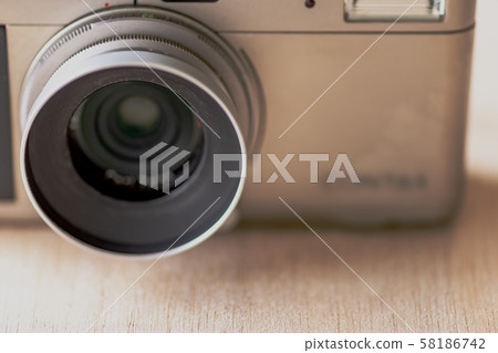 Camera M053 58186742