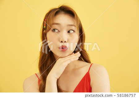 Portrait Series Beauty Color Back 58186757