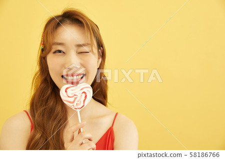 Portrait Series Beauty Color Back 58186766