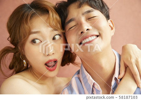 Couple color back 58187103