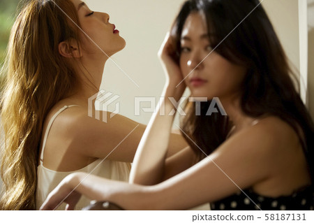 Woman Beauty Moody Woman Beauty Moody 58187131
