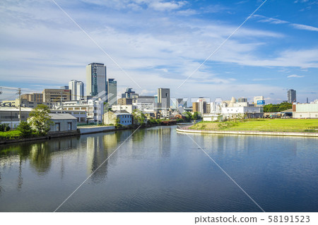 Nakagawa Canal, Nagoya City, Aichi Prefecture 58191523