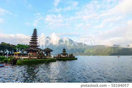 Ulun Danu Temple in Bali, Indonesia 58194057