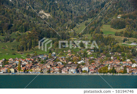 Beautiful scenery of Lake Brienz, Switzerland 58194746