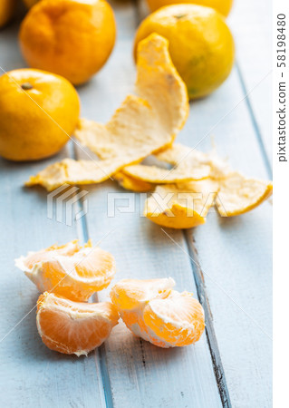 Fresh yellow tangerines. Fresh yellow tangerines. 58198480