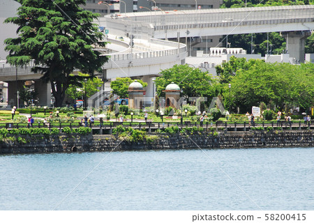 Verny Park from Yokosuka Port 58200415