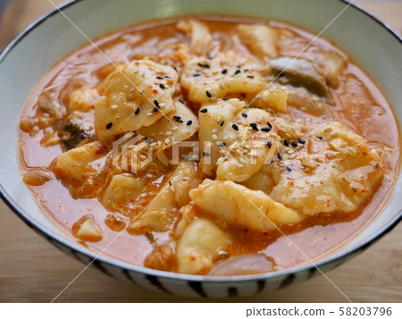 韓國食品泡菜sujebi 韓國食品泡菜sujebi 58203796