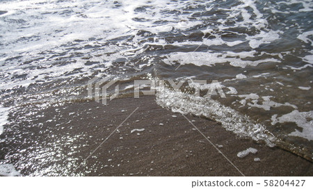 接近海灘 58204427