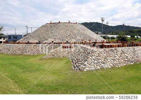 Shidanmi Otsuka Tumulus 58206238