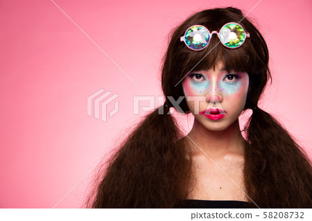 Fashion Model Woman wear Kaleidoscope Glasses Fashion Model Woman wear Kaleidoscope Glasses 58208732