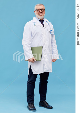 Mature general practitioner 58210216