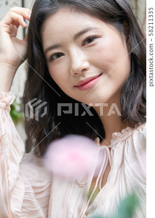 Women beauty Women beauty 58211335