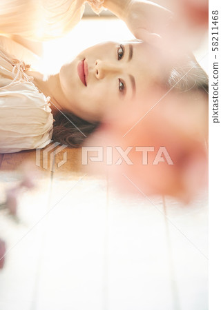 Women beauty 58211468