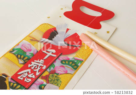 七果山和十一月的形象 58213832