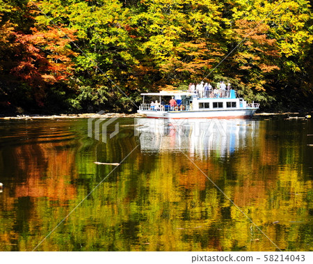 Komata Gorge Taihei Lake Moriyoshiyama 58214043