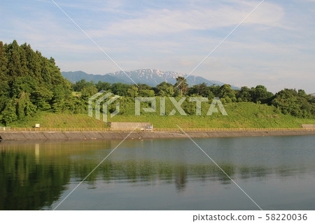 Lake 12 Nukino in Kurobe City, Toyama Prefecture Lake 12 Nukino in Kurobe City, Toyama Prefecture 58220036