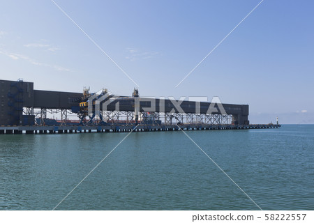 Sea port Tuapse loading terminal 58222557