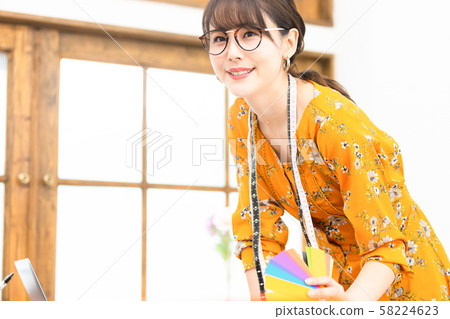 Fashion designer female Fashion designer female 58224623