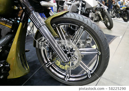 Selective focused of motorcycle front wheel disk brakes and its system. Its provide more grip to the tires and enable the riders to stop during an emergency.  58225290