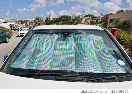 Protect heated by the sun's rays inside the car Protect heated by the sun's rays inside the car 58230661